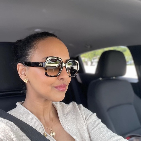 Gucci Tortoiseshell Sunglasses - Picture 9 of 9